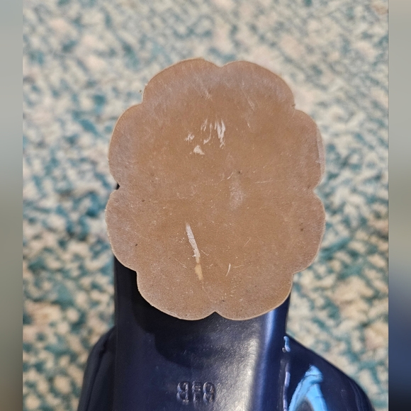 SALVATORE FERRAGAMO Belluno Patent Two-Band Slide Sandals Flower Heel US 8.5 - Picture 4 of 7